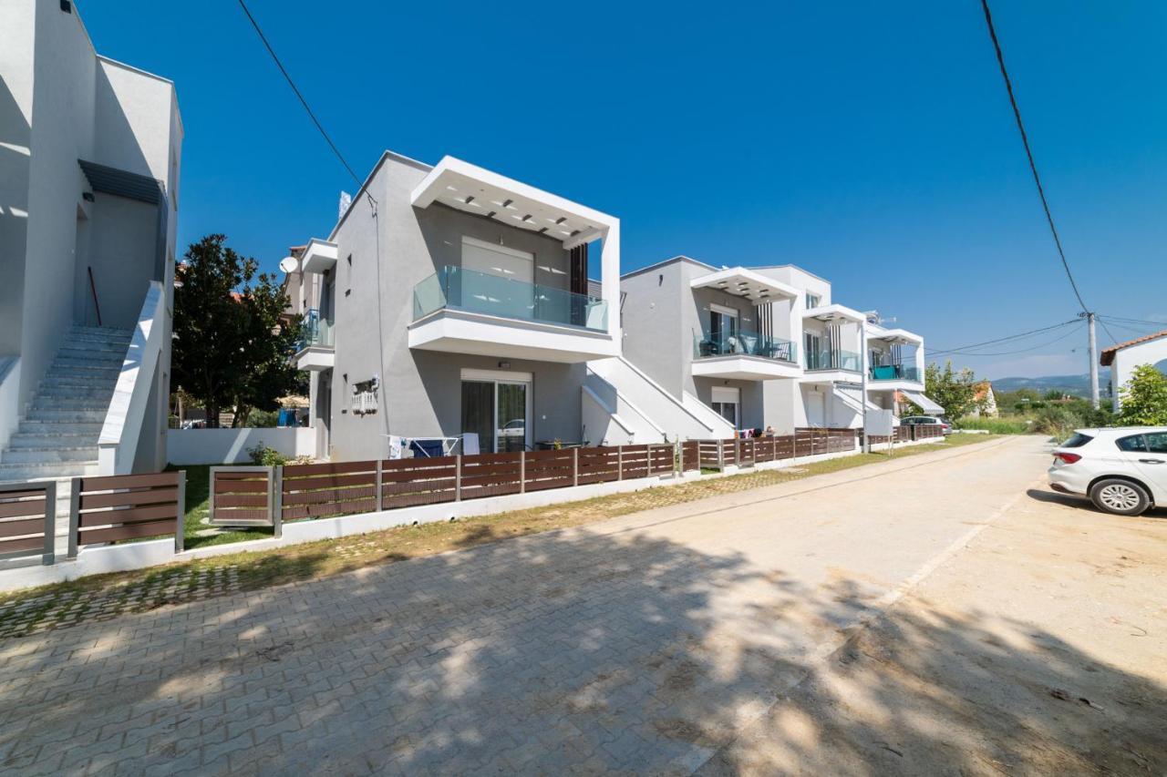 Ferienwohnung Kleoniki & Irida Residential Complexes Ofrínion Exterior foto