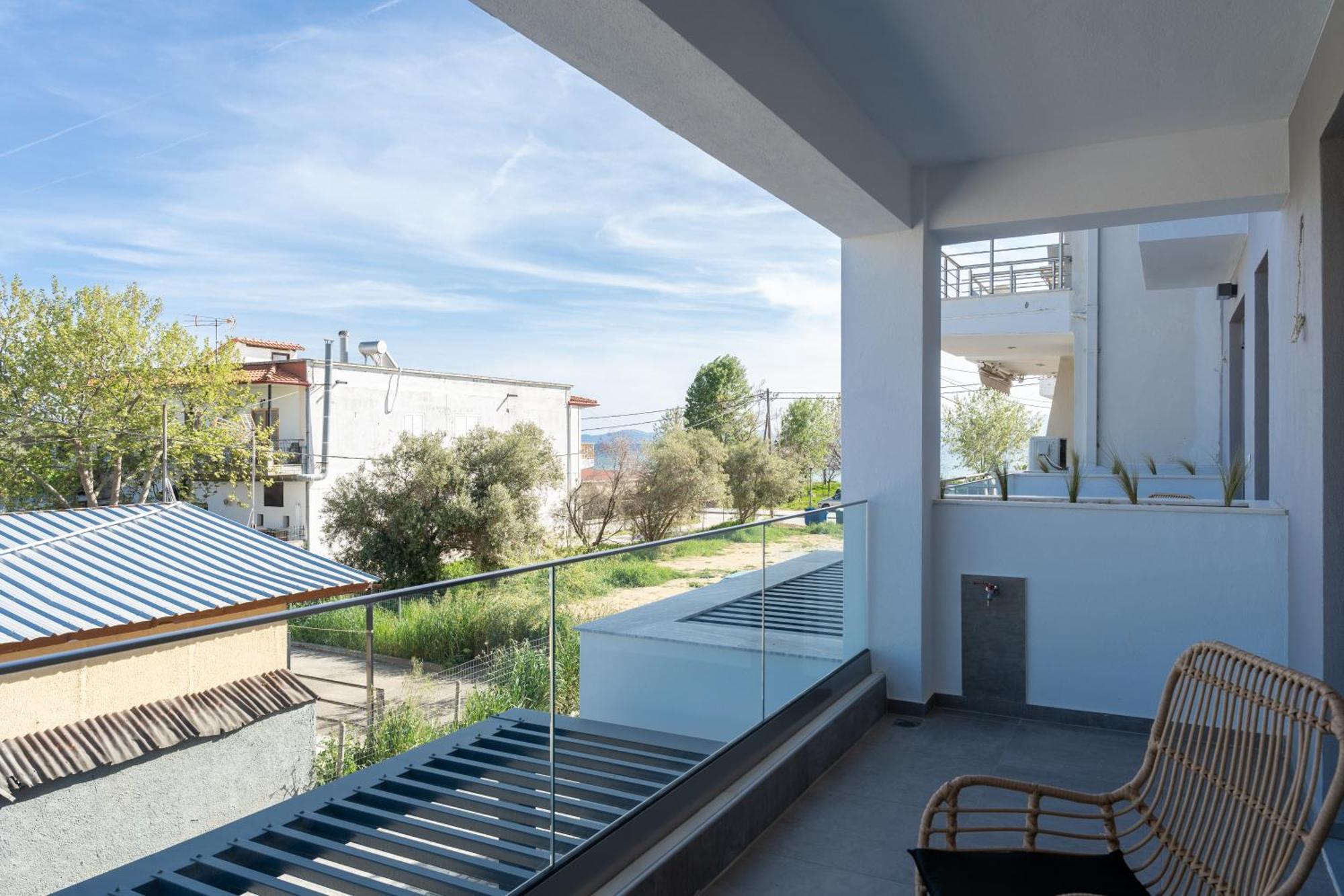 Ferienwohnung Kleoniki & Irida Residential Complexes Ofrínion Exterior foto