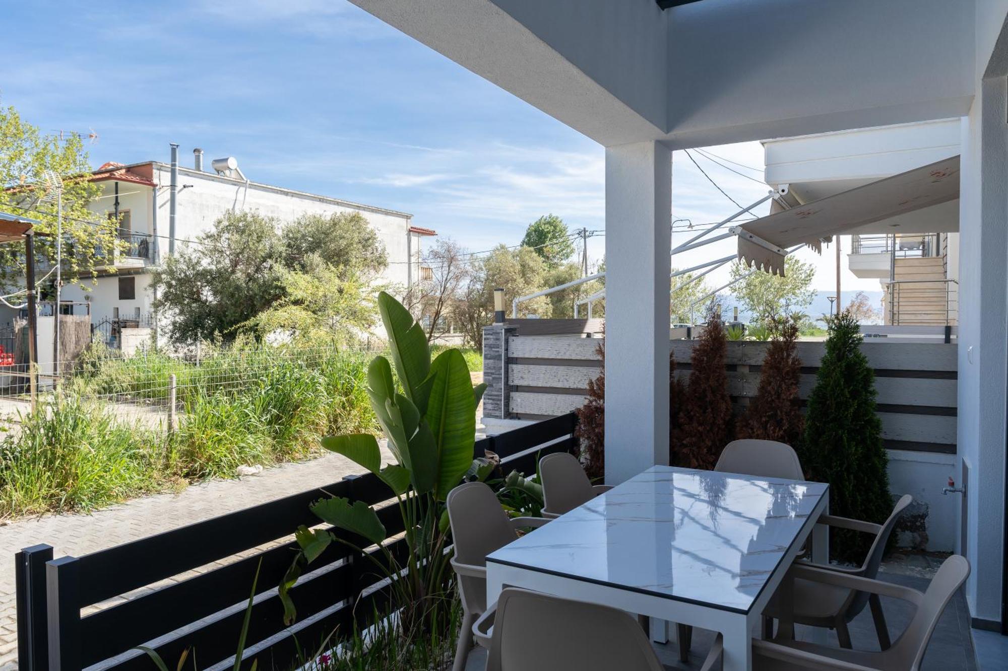 Ferienwohnung Kleoniki & Irida Residential Complexes Ofrínion Exterior foto